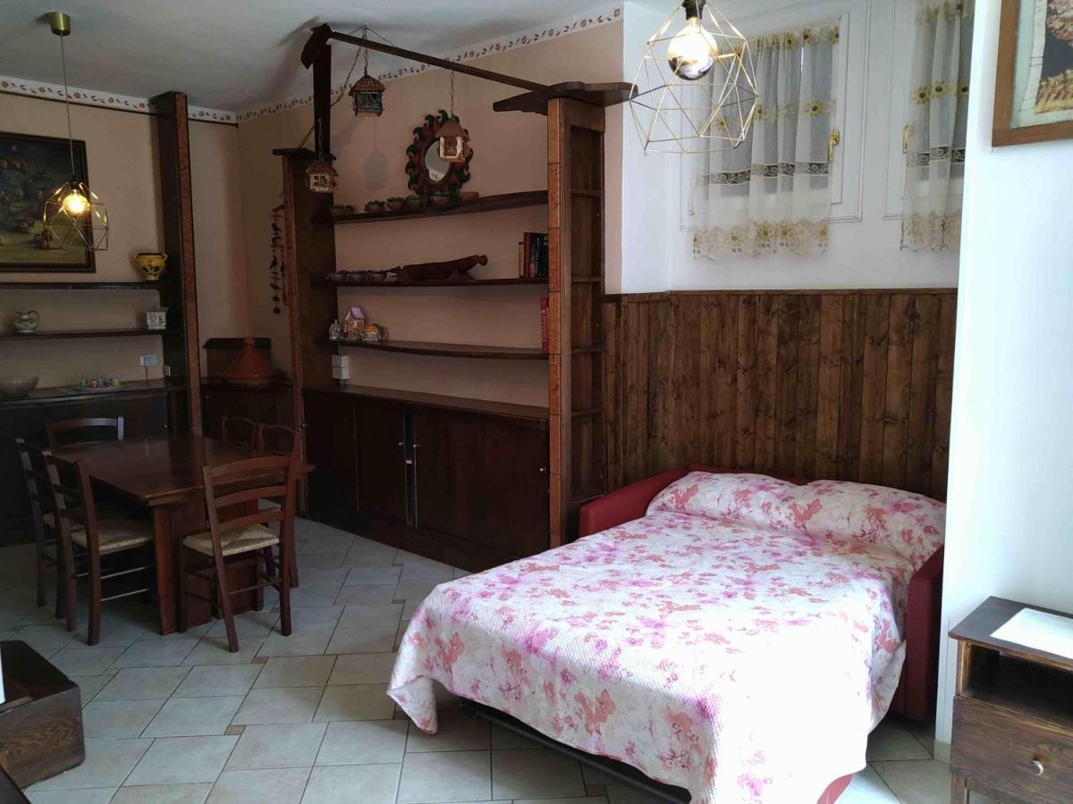 Agriturismo Ca' Isotta Castello di Serravalle Extérieur photo