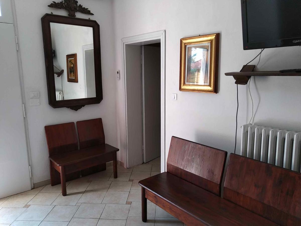 Agriturismo Ca' Isotta Castello di Serravalle Extérieur photo